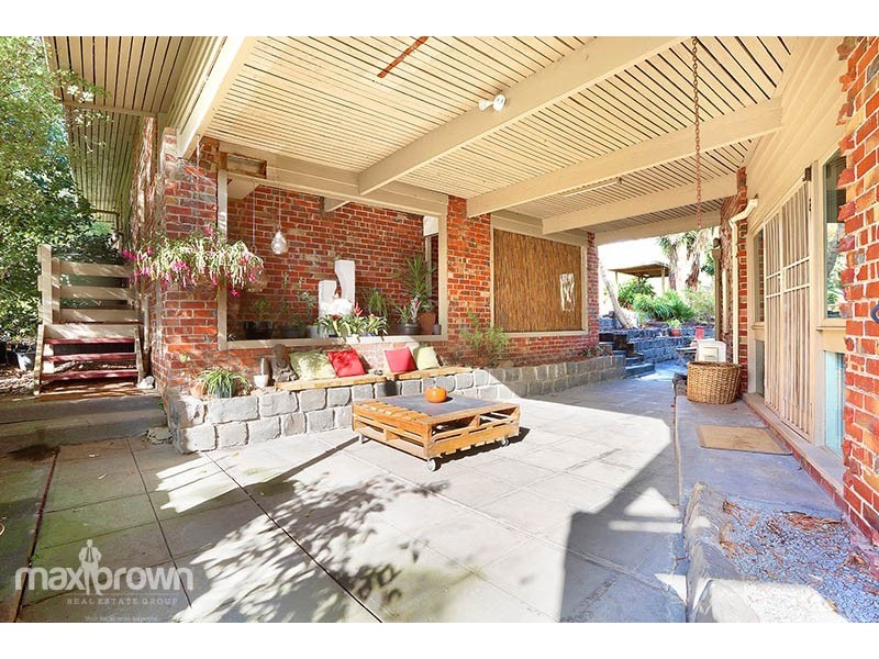 6 Rowe Street, Montrose VIC 3765