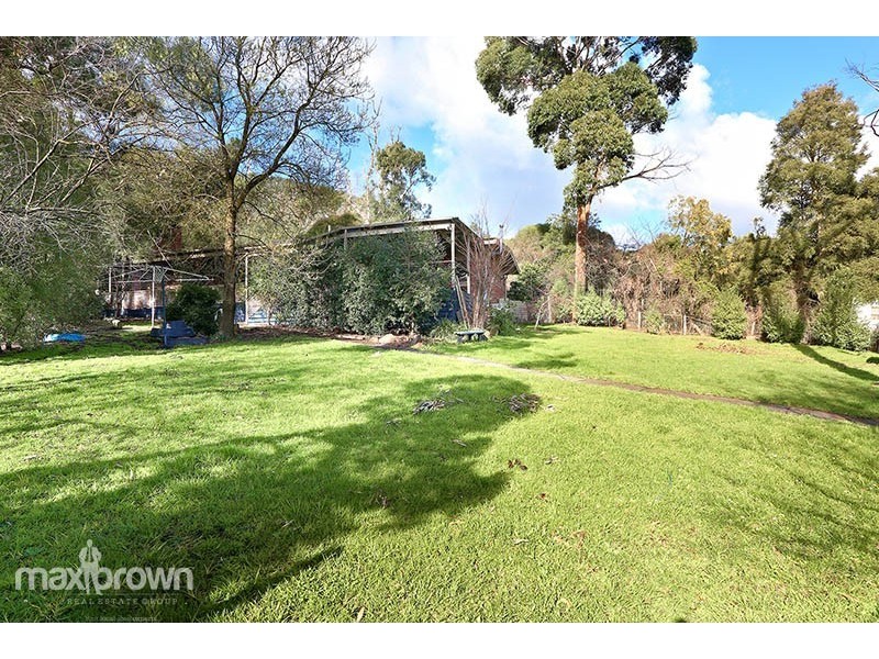 6 Rowe Street, Montrose VIC 3765
