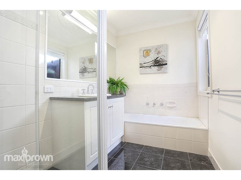 3/7 Timms Avenue, Croydon VIC 3136