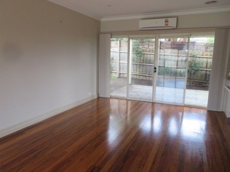 16A Belmont Road West, Croydon South VIC 3136