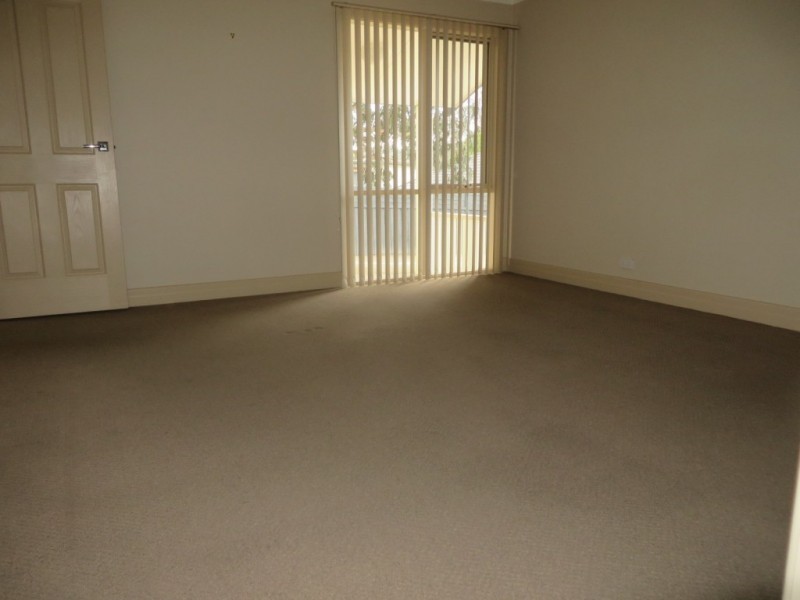 16A Belmont Road West, Croydon South VIC 3136