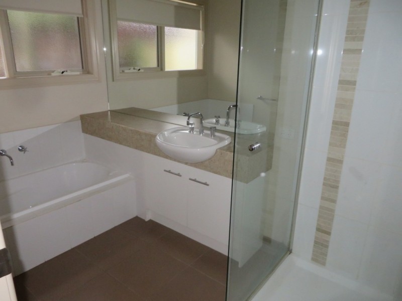 16A Belmont Road West, Croydon South VIC 3136