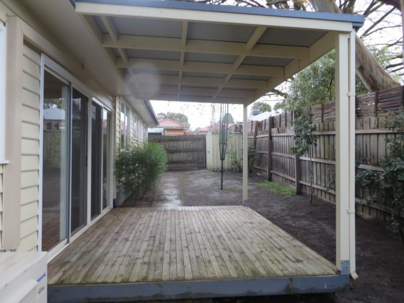 16A Belmont Road West, Croydon South VIC 3136