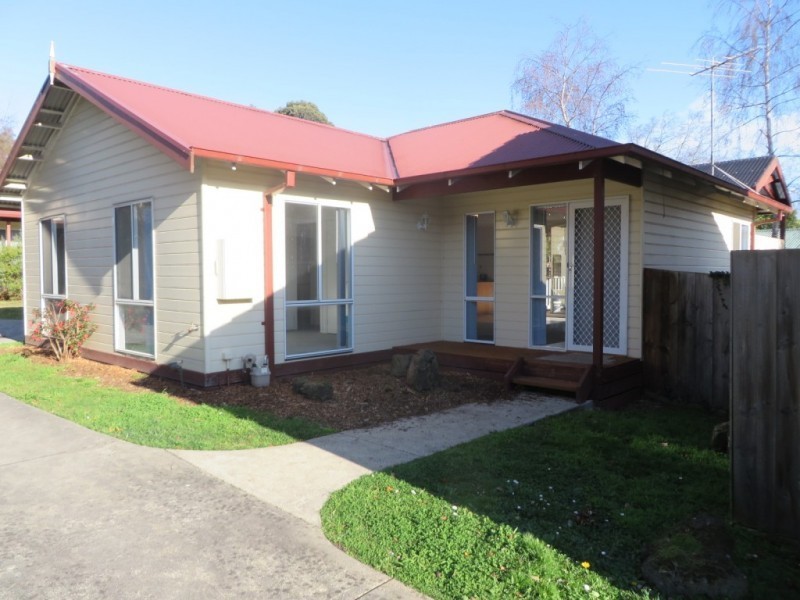 2/16 Bennett Street, Boronia VIC 3155