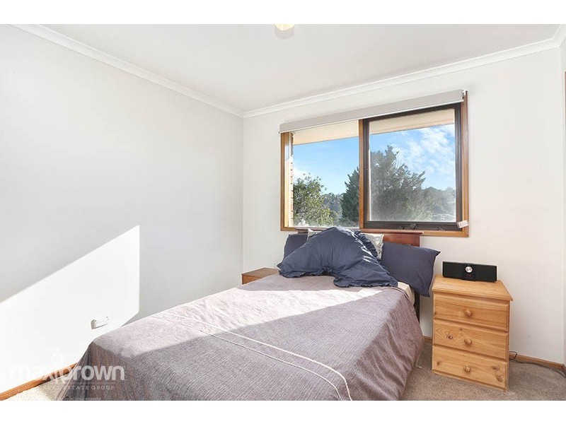 2/245 Hull Road, Mooroolbark VIC 3138