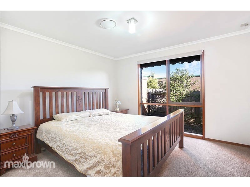 2/245 Hull Road, Mooroolbark VIC 3138