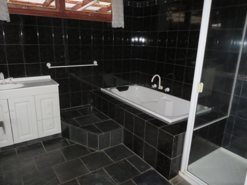 18 Sundew Avenue, Boronia VIC 3155