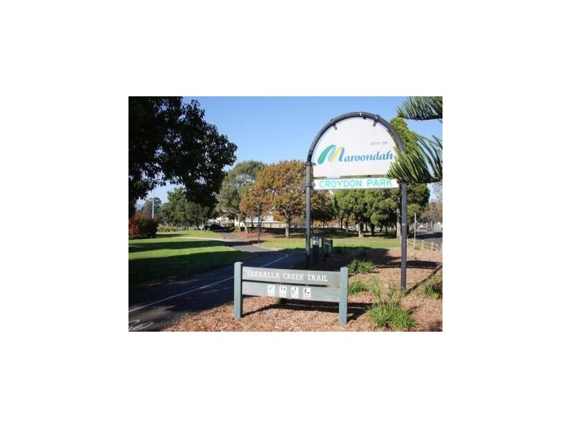 2/13-15 Hewish Road, Croydon VIC 3136