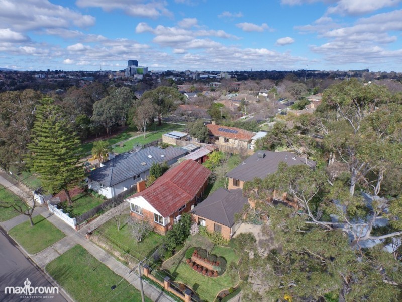 39 Strabane Avenue, Mont Albert North VIC 3129