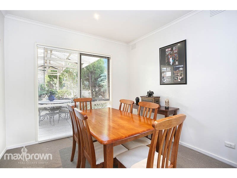 10 Wildberry Close, Croydon Hills VIC 3136