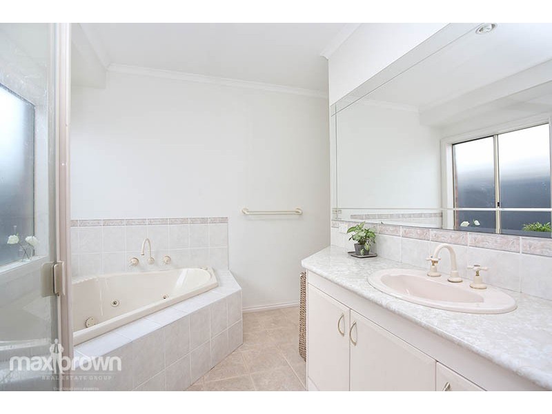 10 Glen Innes Close, Wonga Park VIC 3115