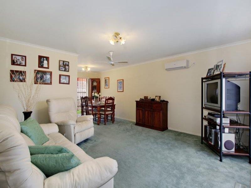 4/200 Hull Road, Mooroolbark VIC 3138