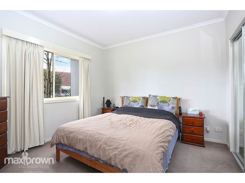 82/13-15 Hewish Road, Croydon VIC 3136