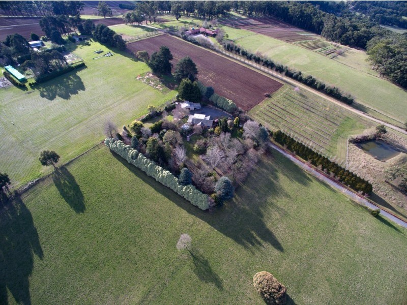 5 Beveridge Road, Silvan VIC 3795