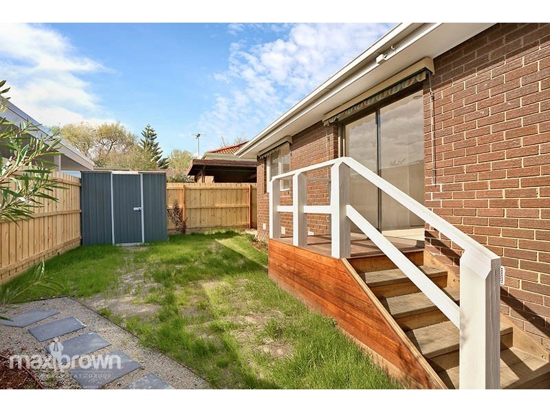 1/16 Kingloch Pde, Wantirna VIC 3152