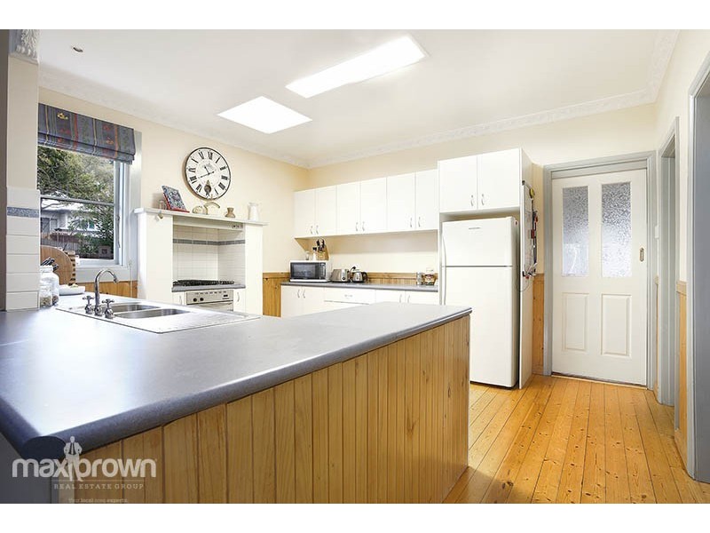 15 Lemnos Street, Croydon VIC 3136