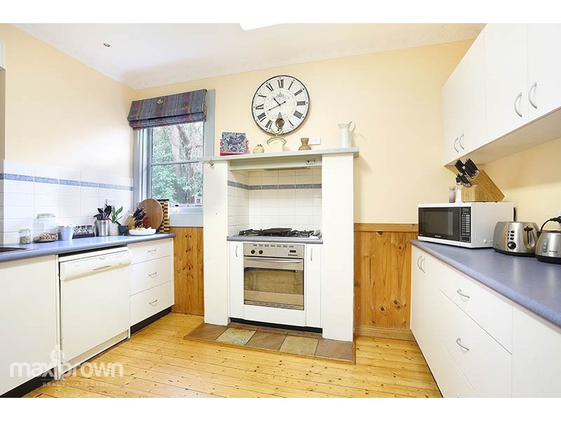 15 Lemnos Street, Croydon VIC 3136