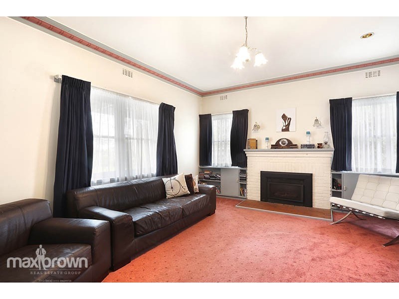 15 Lemnos Street, Croydon VIC 3136