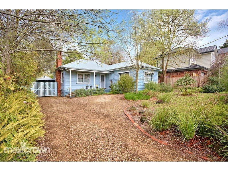 15 Lemnos Street, Croydon VIC 3136