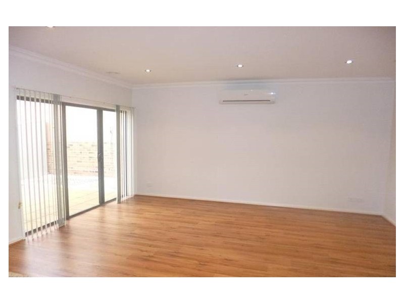 2/29 Tulip Crescent, Boronia VIC 3155