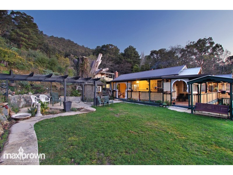 1046 Mount Dandenong Tourist Road, Montrose VIC 3765