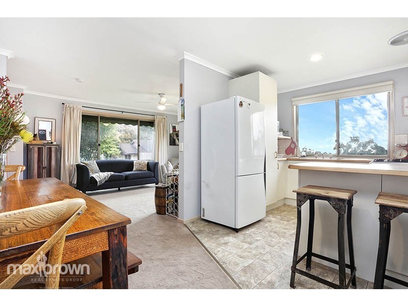 8 Woodridge Close, Montrose VIC 3765