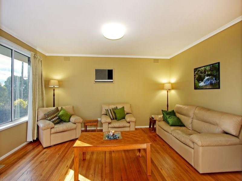 18 Belchester Avenue, Coldstream VIC 3770