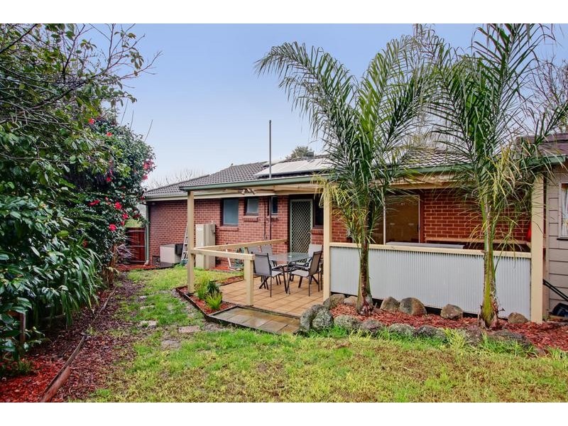 1/5 Cowley Court, Mooroolbark VIC 3138