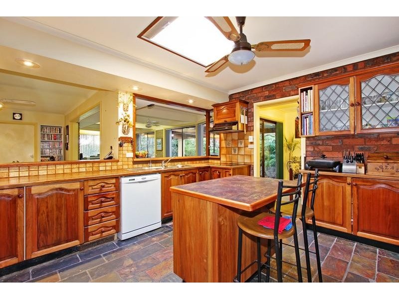 21 Songbird Avenue, Chirnside Park VIC 3116