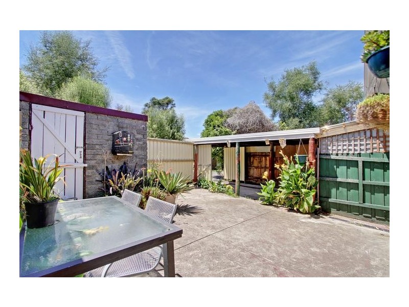 2/61 Bayswater Road, Croydon VIC 3136