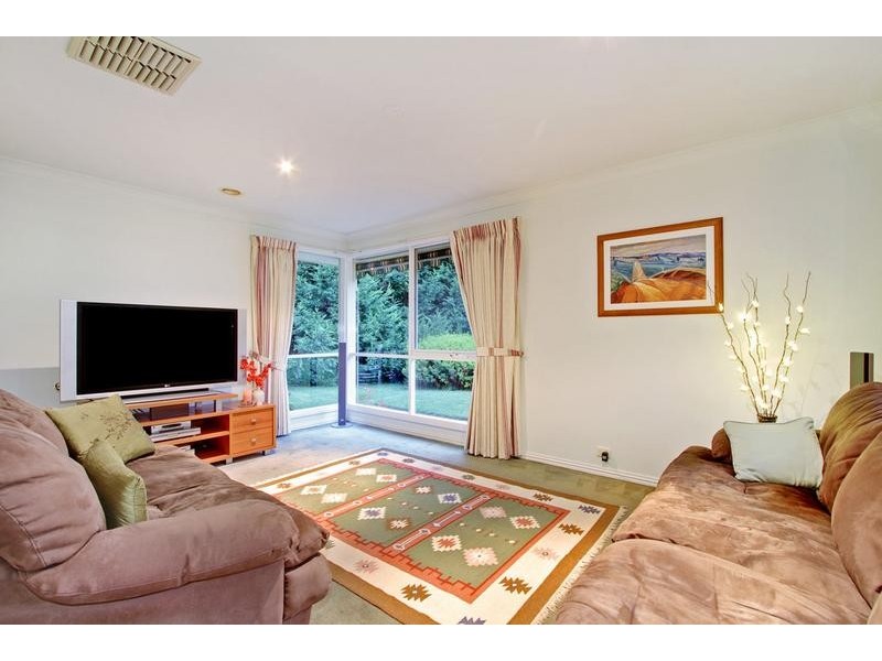 9 Vine Crescent, Wonga Park VIC 3115