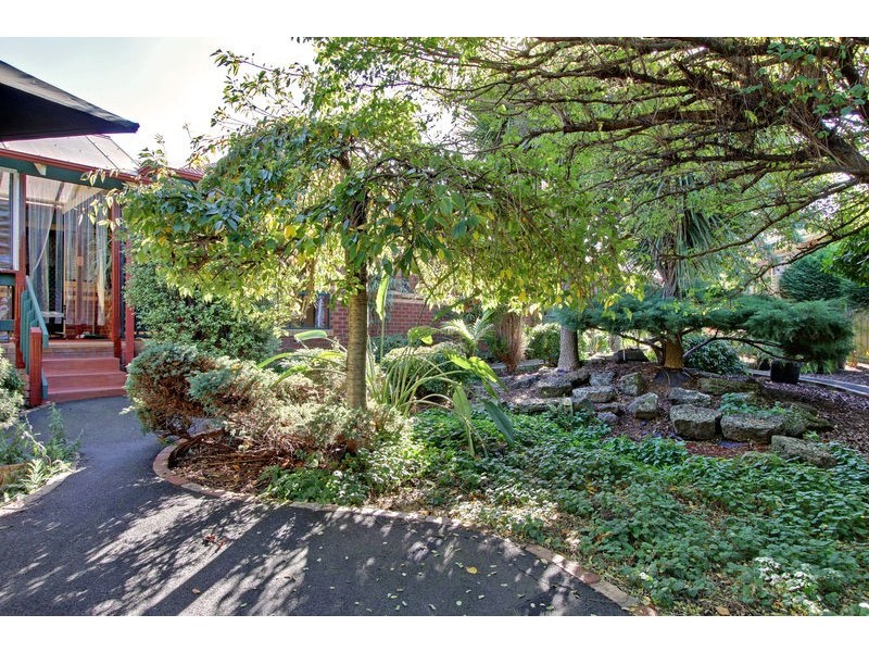 6 Waratah Court, Lilydale VIC 3140