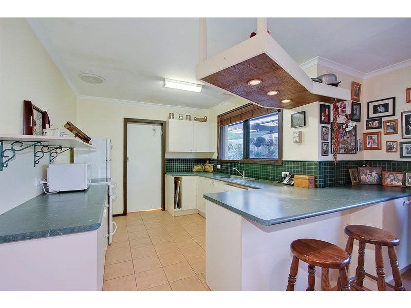 4 Cloverdale Lane, Chirnside Park VIC 3116