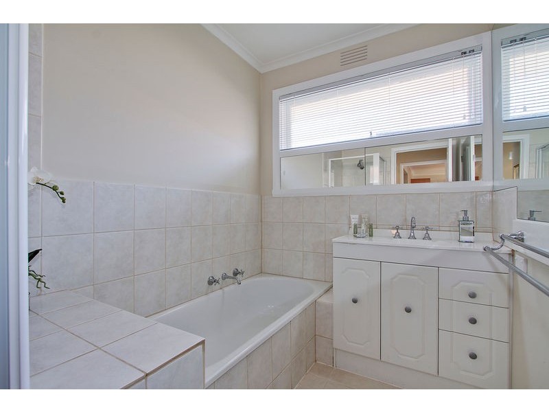 19 Rodleigh Street, Croydon VIC 3136