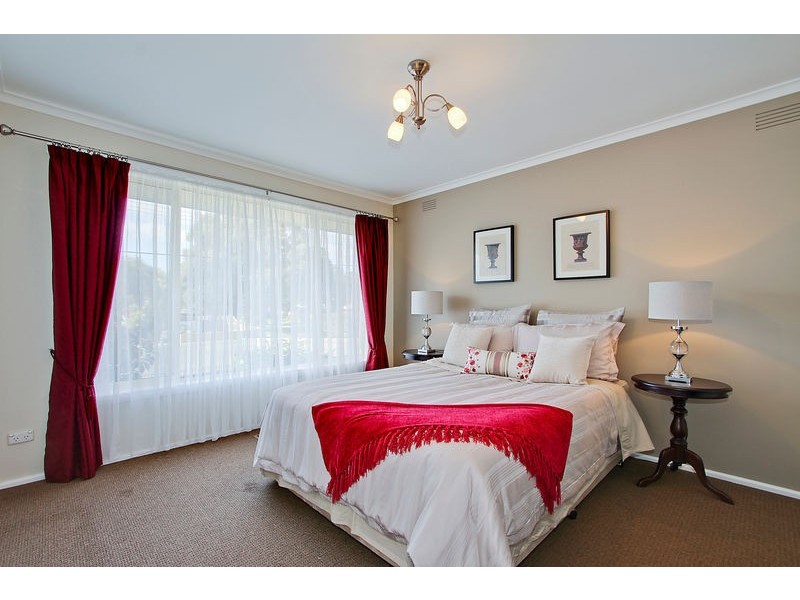 19 Rodleigh Street, Croydon VIC 3136