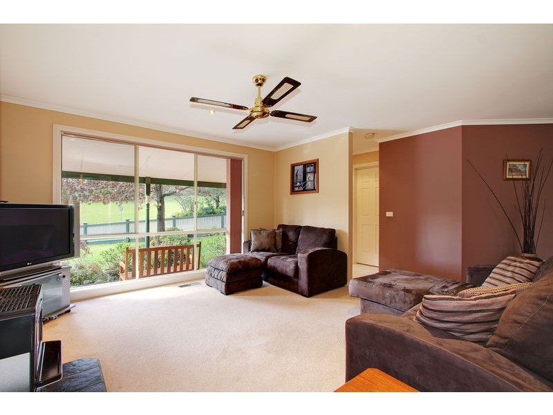 15 The Briars, Mooroolbark VIC 3138
