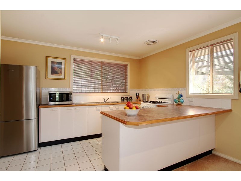 15 The Briars, Mooroolbark VIC 3138