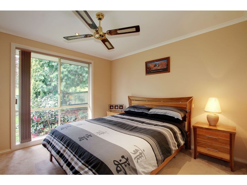 15 The Briars, Mooroolbark VIC 3138