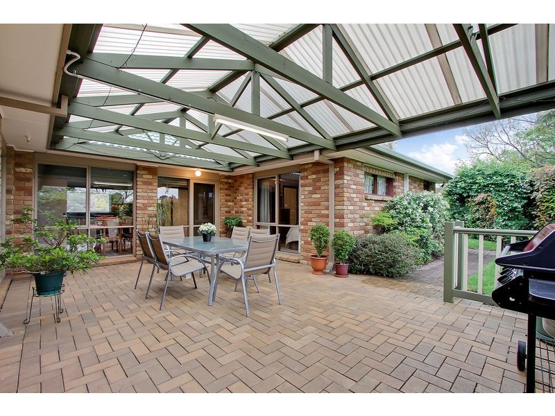 100 Lauriston Drive, Coldstream VIC 3770