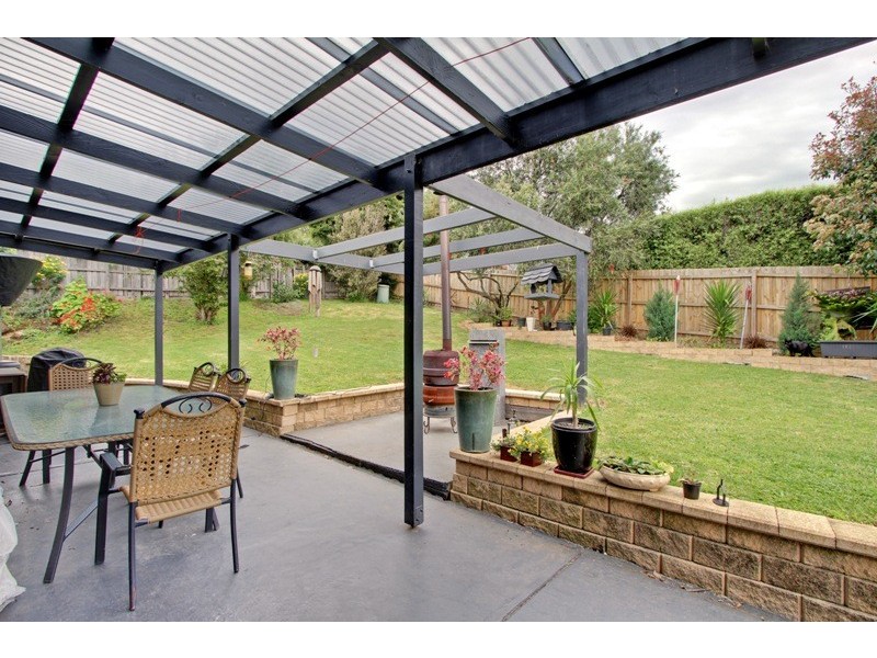 54 Walnut Drive, Kilsyth VIC 3137