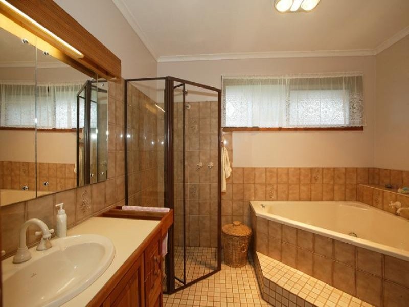 35 Angus Road, Yellingbo VIC 3139