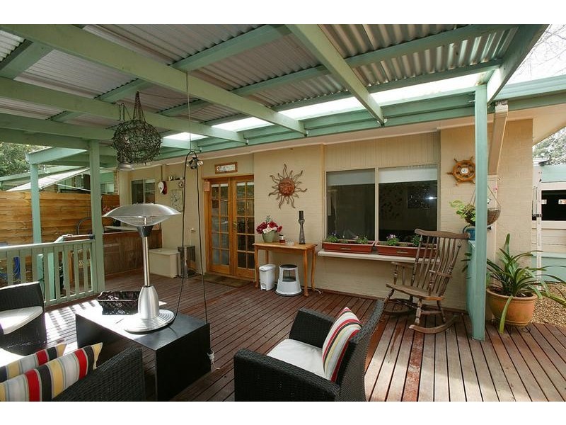 13/10-12 Ray Street, Croydon VIC 3136