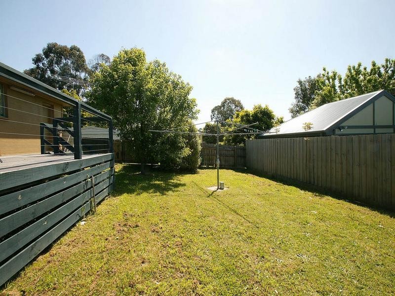 1/395 Clegg Road, Wandin North VIC 3139