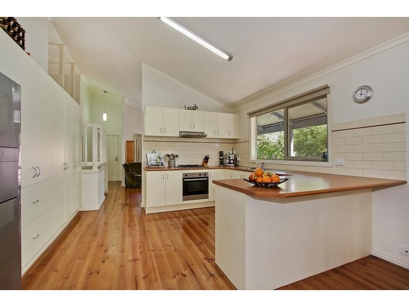 1b Marcus Street, Mount Evelyn VIC 3796