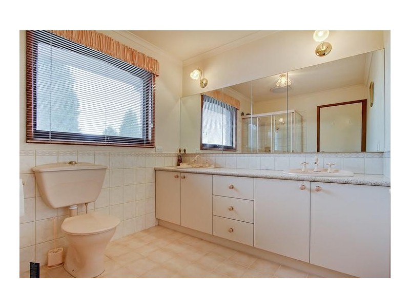 25 Shetland Drive, Wantirna VIC 3152