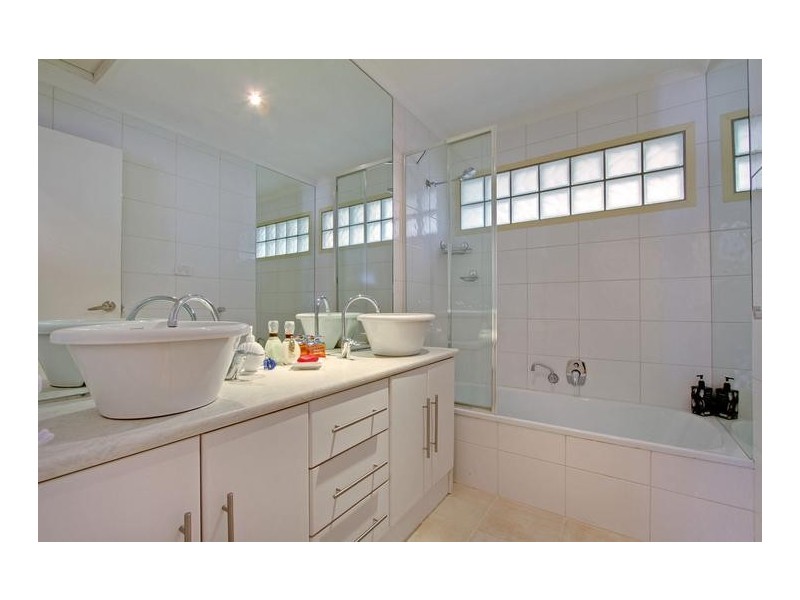 36 Viewpoint Drive, Chirnside Park VIC 3116