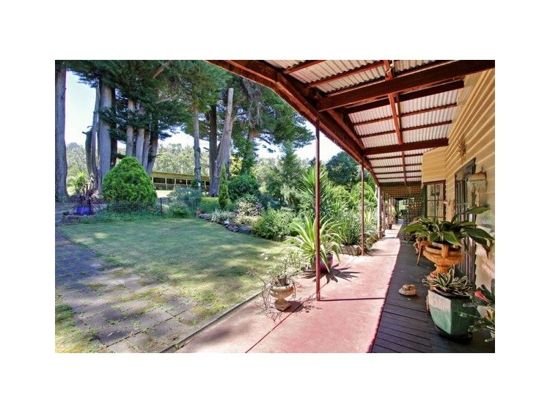 34 Trench Farm Road, Healesville VIC 3777