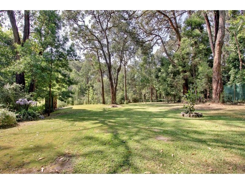 12-14 Junction Road, Mount Evelyn VIC 3796