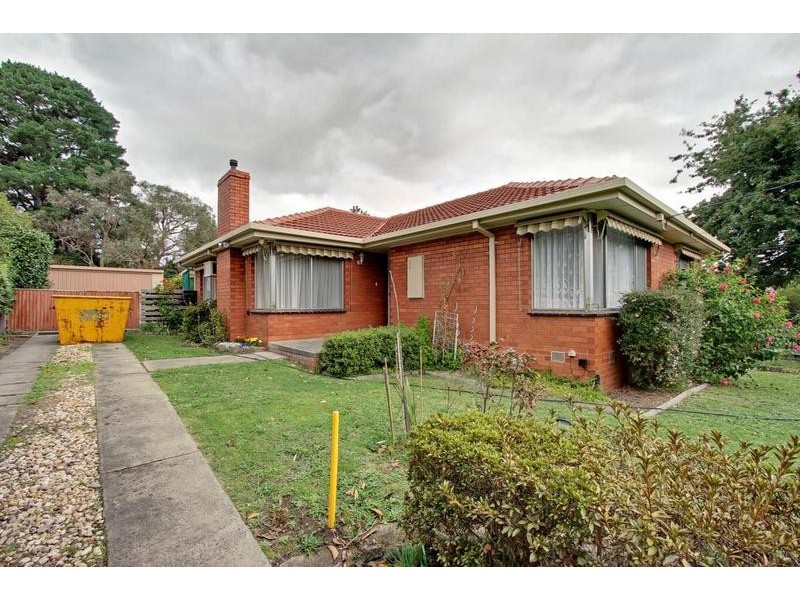10 Edith Avenue, Croydon VIC 3136