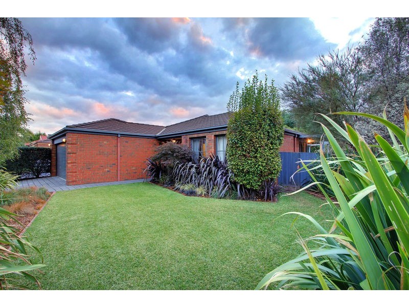 17 Newhaven Court, Lilydale VIC 3140